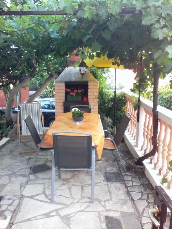 Apartments Vendi Шибеник Екстер'єр фото