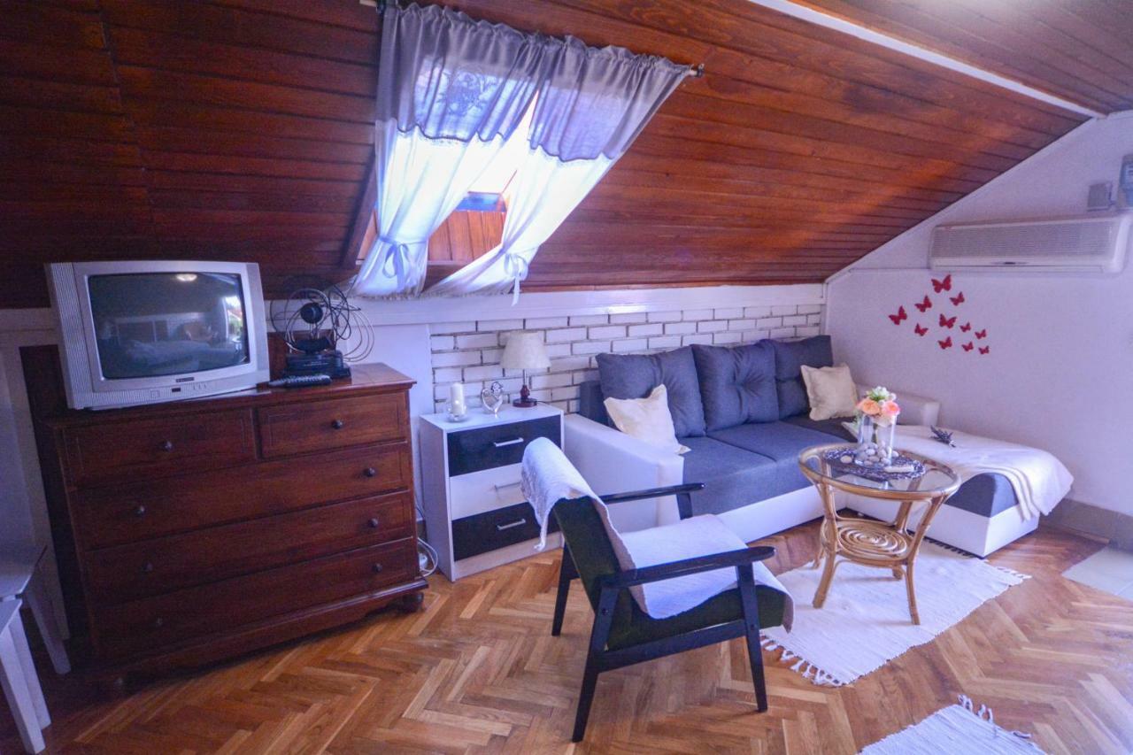 Apartments Vendi Шибеник Екстер'єр фото